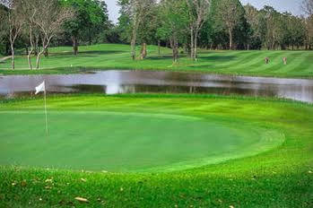 Hillside Country Home Golf & Resort Kabin Buri Exterior foto