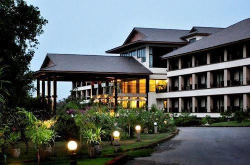 Hillside Country Home Golf & Resort Kabin Buri Exterior foto